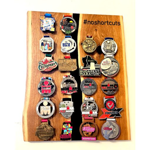 Wall of Fame - Heritage Oak (Mágneses Éremtartó - Tölgy)